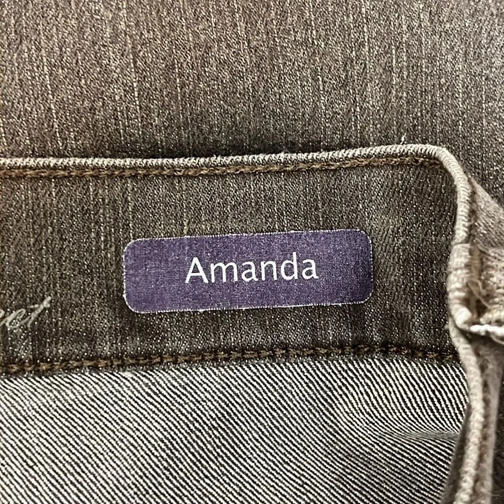 Gloria Vanderbilt Amanda Jeans Slimming Effect Womens Size 16 Brown Straight Leg